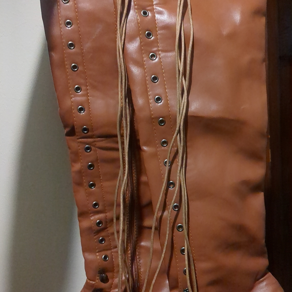 Sable Brown Lace-Up Leather Boots